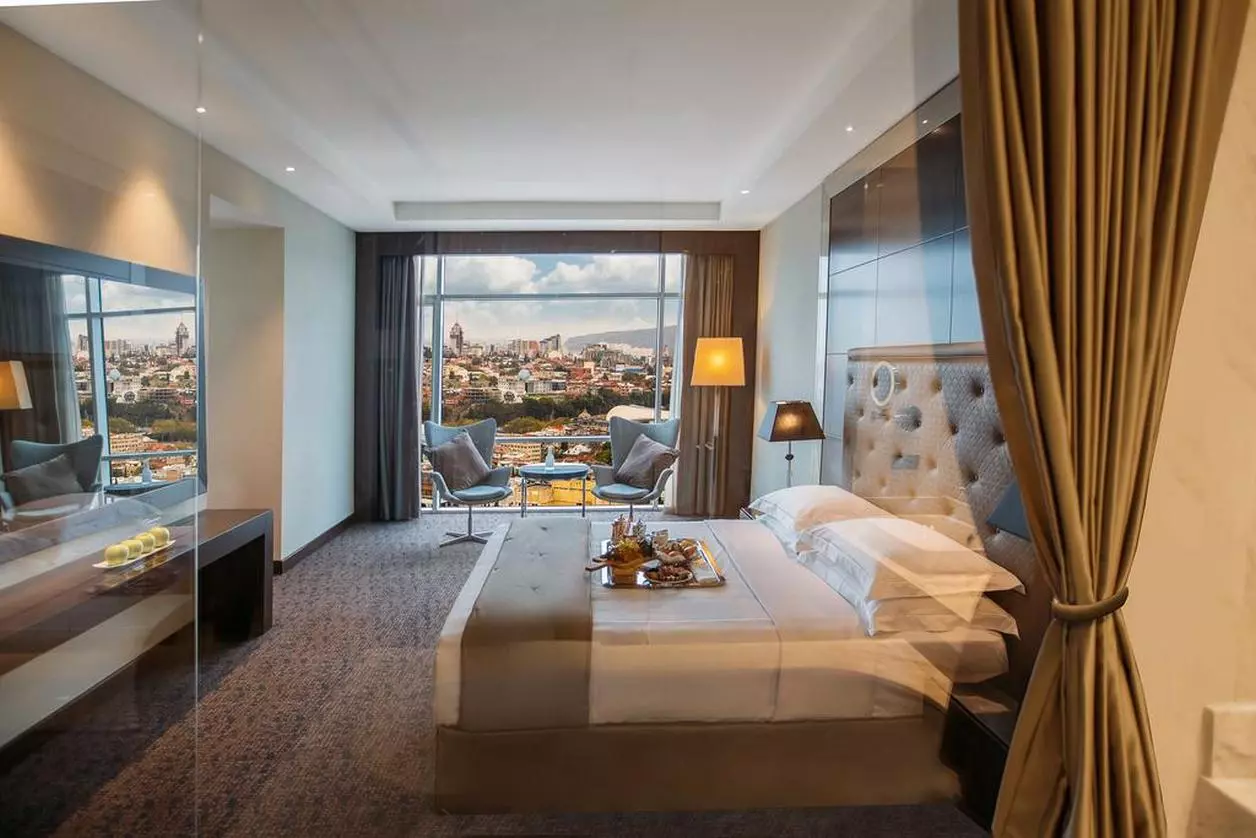 THEBITMORE_EDIT (17).jpg